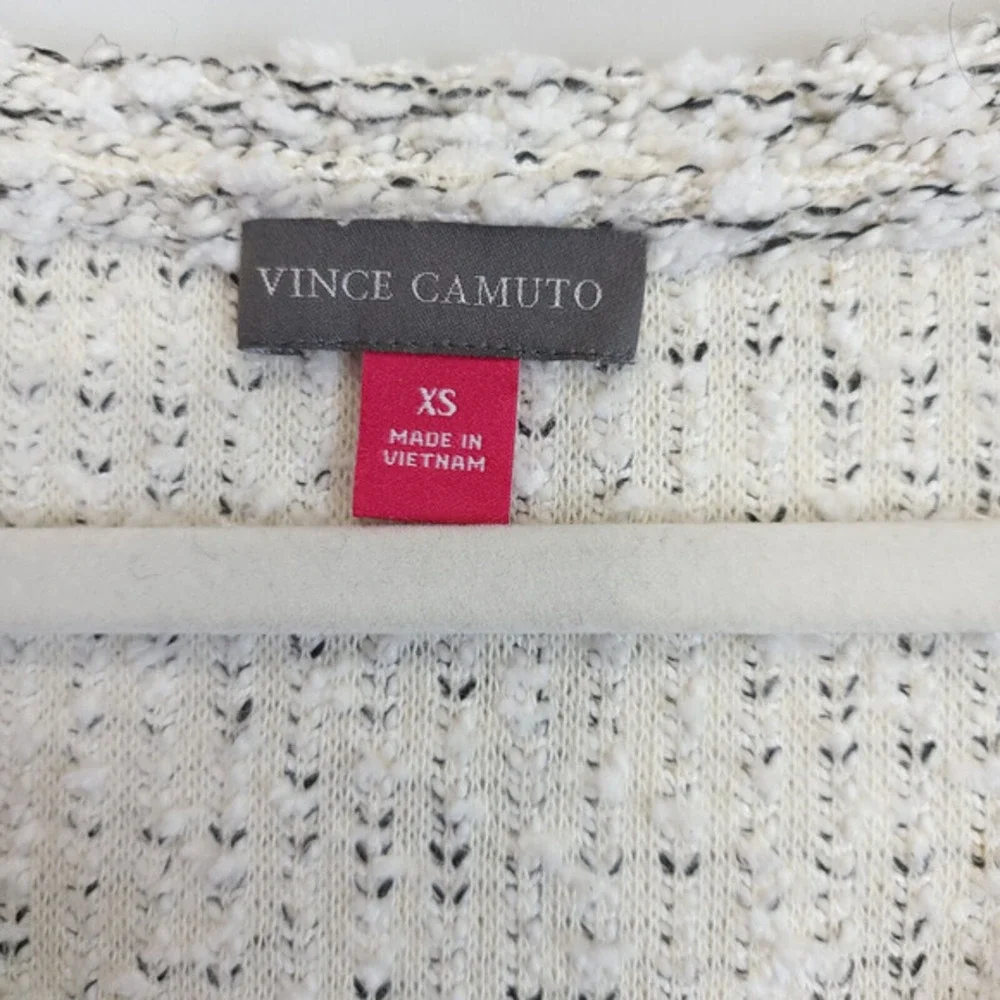 Vince Camuto Fringe‎ Trim Textured Sweater Women XS V Neck White Black Cozy Knit